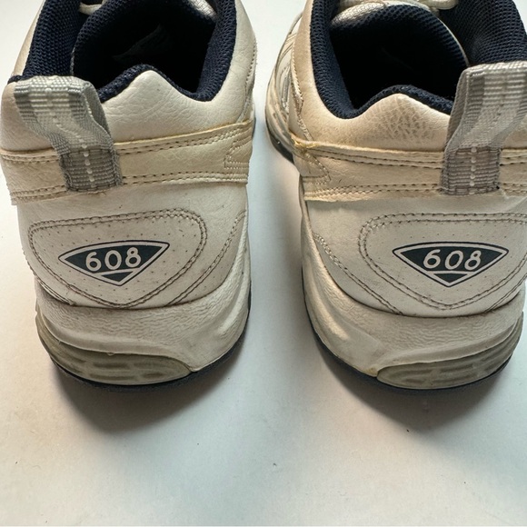 New Balance (MX608V3W) Men's 608 V3 White/ Navy Cross Trainer Shoes Size: 9 - Picture 6 of 9